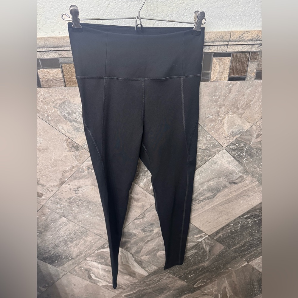 Girlfriend collective black leggings